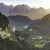 Die Drei-Schlösser-Runde bei Füssen hält für Wanderer eine außergewöhnliche Aussicht auf das Allgäuer Voralpenland und das Märchenschloss Neuschwanstein bereit.