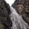 Der Wasserfall befindet sich nach dem Abstieg von der Kemptner Hütte und kann schnell abseits des Weges besichtigt werden