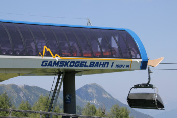 Zum Ausgangspunkt fährst du mit der Gamskogelbahn.