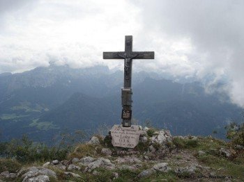 Das Gipfelkreuz des Grubhörndl auf 1747m