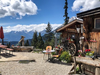 Wettersteinhütte - Kuschelhütte