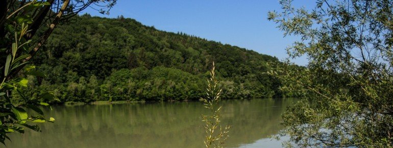 Der Inn markiert die natürliche Grenze zwischen Deutschland und Österreich