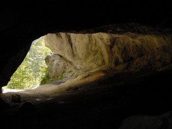 In der Tischhofer Höhle wurden über 20.000 Jahre alte, menschliche Erzeugnisse gefunden.