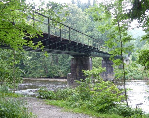Die Eisenbahnbrücke der Ilztalbahn