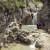 Wer Abenteuer liebt, der ist beim Canyoning an den Wasserfällen genau richtig.