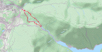 Der Startpunkt der Wanderung liegt östlich von Reutte unweit des Umspannwerks.