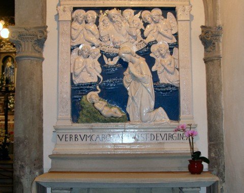 Die Darstellung der Geburt Christi in der Basilika des Santuario La Verna