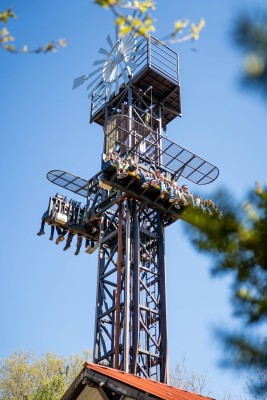 Schmetterlinge im Bauch sind im Free Fall Tower SkyFall nicht selten.
