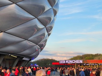Im Jahr 2005 wurde der Bau der Allianz Arena fertiggestellt.
