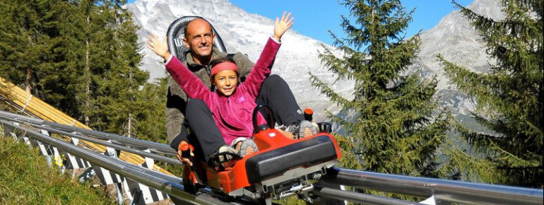 Der Alpine Coaster 'Klausberg Flitzer' ist die längste Alpen-Rodelbahn Italiens.