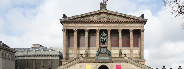 Die Alte Nationalgalerie zeigt eine Sammlung von Kunstwerken des 19. Jahrhunderts.
