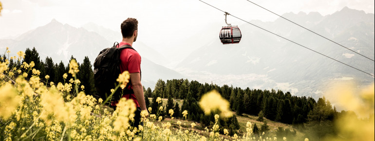 Wandern inmitten der Tiroler Alpenwelt