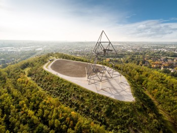 Das Tetraeder ist ein Symbol für den Strukturwandel in der Region Bottrop.