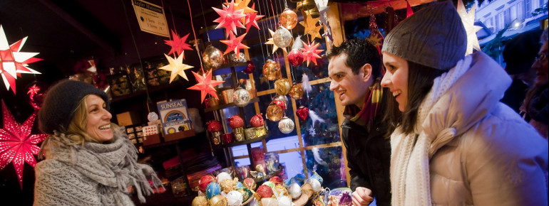 Vielleicht findest du auf dem Weihnachtsmarkt auch das ein oder andere Weihnachtsgeschenk.