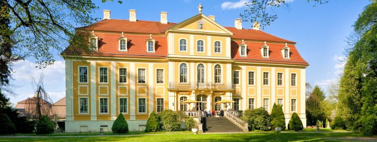 Das Barockschloss Rammenau zählt zu den am besten erhaltenen Landschlössern in Sachsen.