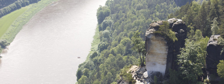 Schöne Ausblicke gibt es auch auf die Elbe.