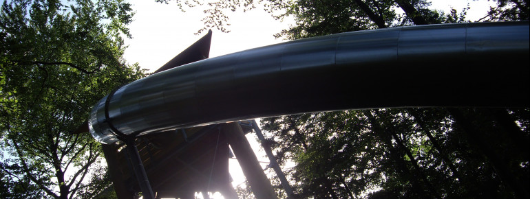 Die Riesenröhrenrutsche ist die längste Highspeed-Röhrenrutsche Europas.