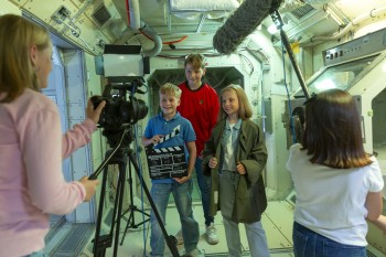 Werde selbst zum Schauspieler und stell dich vor die Kamera.