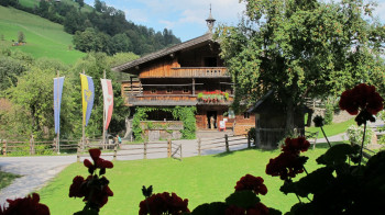 Das Museum im ehemaligen Bauernhof zeigt das frühere Bergbauernleben in der Wildschönau.