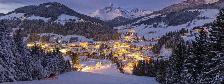 Filzmoos erstrahlt während des Bergadvents in neuem Glanz.