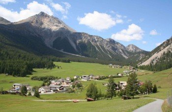 Tschierv besticht durch seine ruhige Lage inmitten der Alpen