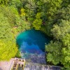 Der Blautopf in Blaubeuren.