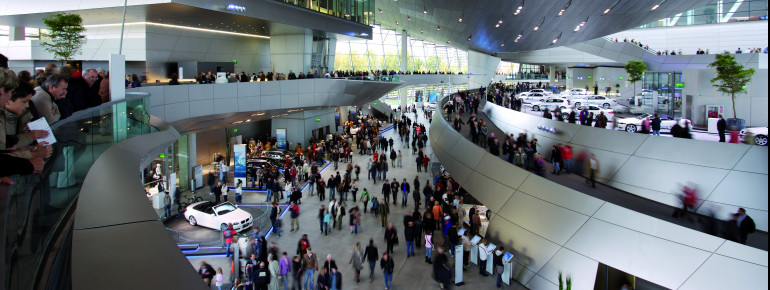 Blick ins Innere der BMW Welt