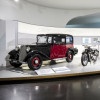 Im BMW Museum greifen Dauer- und Wechselausstellungen verschiedene Aspekte der bayerischen Automarke auf.