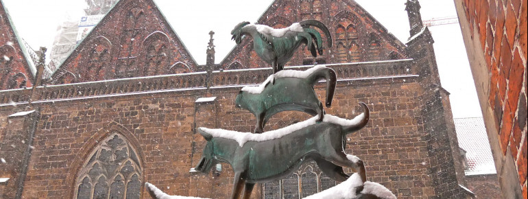Auch im Winter sind die Stadtmusikanten einen Besuch wert.