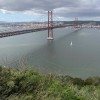 Die Ponte 25 de Abril verbindet Lissabon und Almada miteinander.