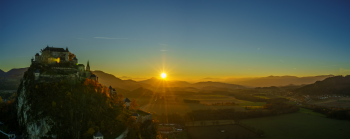 In einem der schönsten Täler Kärntens erhebt sich der 150 Meter hohe Kalksteinfelsen, der von allen umliegenden Bergen und Hügeln aus zu sehen ist.