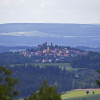 Blick vom Tännesberg auf die Burganlage