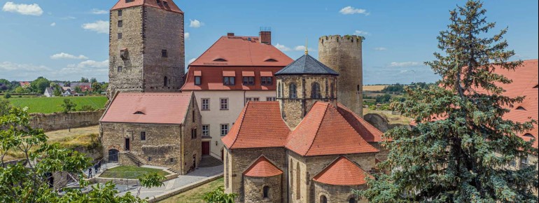 Die Burg Querfurt ist eine der ältesten Burgen an der Straße der Romanik.