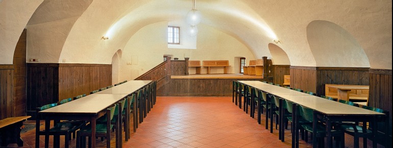 Der Steinsaal der Burg Zwernitz wird heutzutage für Veranstaltungen genutzt.