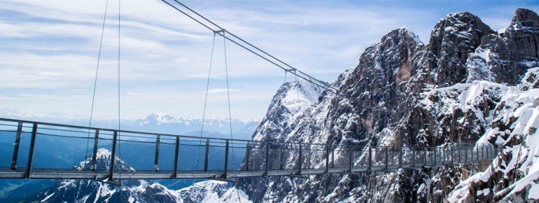 400 Meter über dem Abgrund schwebt die Hängebrücke.