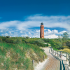Der Leuchtturm Darßer Ort thront mitten im Nationalpark Vorpommersche Boddenlandschaft – umgeben von unberührter Natur.
