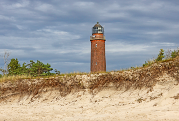 Der Leuchtturm Darßer Ort ist einer der ältesten an der Ostseeküste und noch heute aktiv im Einsatz.