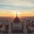 Das ungarische Parlament bei Sonnenuntergang.