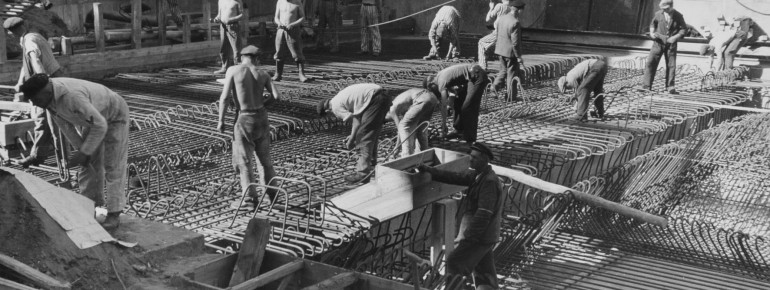 Viele Zwangsarbeiter starben während der Bauarbeiten des Bunkers Valentin.