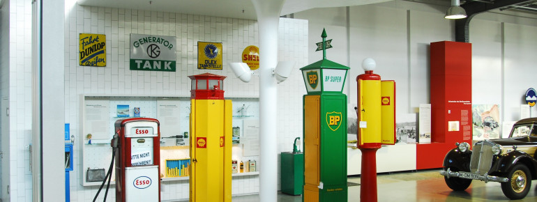 Die Tankstelle in Halle II.