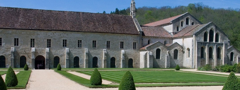 Kirche und Ostflügel der Abtei