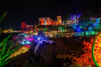 LUMAGICA verwandelt die Gärten von Trauttmansdorff in eine bezaubernde Winterwelt.