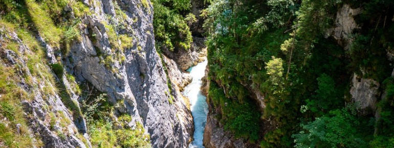 Blick von der Brücke der Geisterklamm