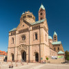 Der Dom zu Speyer von außen.