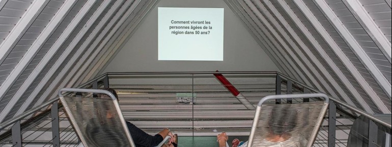 Der Zukunftssteg lädt dazu ein, in die Zukunft der Dreiländerregion zu blicken.