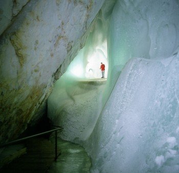 40 Kilometer misst das Höhlensystem der Eisriesenwelt.
