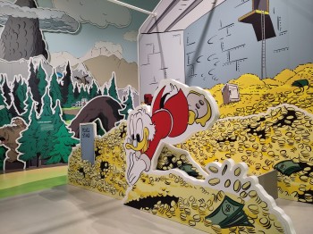 Im Erika-Fuchs-Haus ist auf 130 Quadratmetern ein begehbares Entenhausen entstanden.