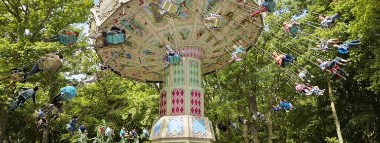 Spritziger als herkömmliche Kettenkarusselle: Aqua Sqing im Duinrell Erlebnispark.