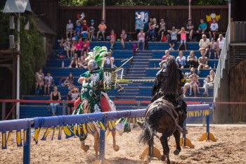 Es ist das Highlight für die kleinen Mittelalterenthusiasten: das Rittertunier in der Arena