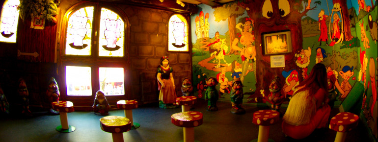 Auch Schneewittchen und die sieben Zwerge sind vertreten - allerdings nicht unbedingt kindgerecht ;-)